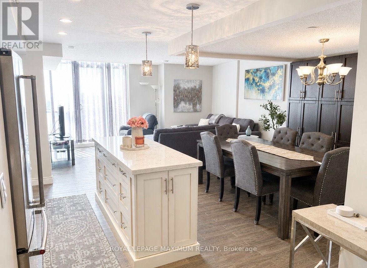 814 - 800 Lawrence Avenue W, Toronto, Ontario  M6A 1C3 - Photo 3 - W13708576