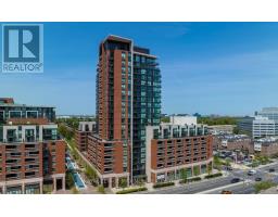 814 - 800 LAWRENCE AVENUE W, Toronto, Ontario
