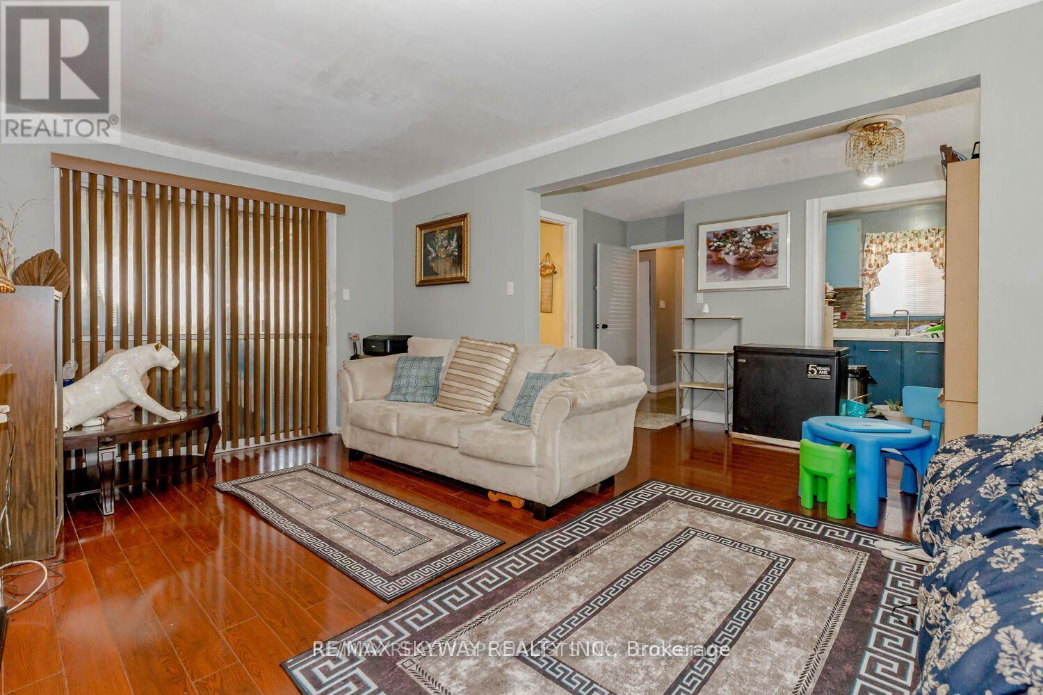 3 Hercules Court, Brampton, Ontario  L6S 1X6 - Photo 12 - W13708578