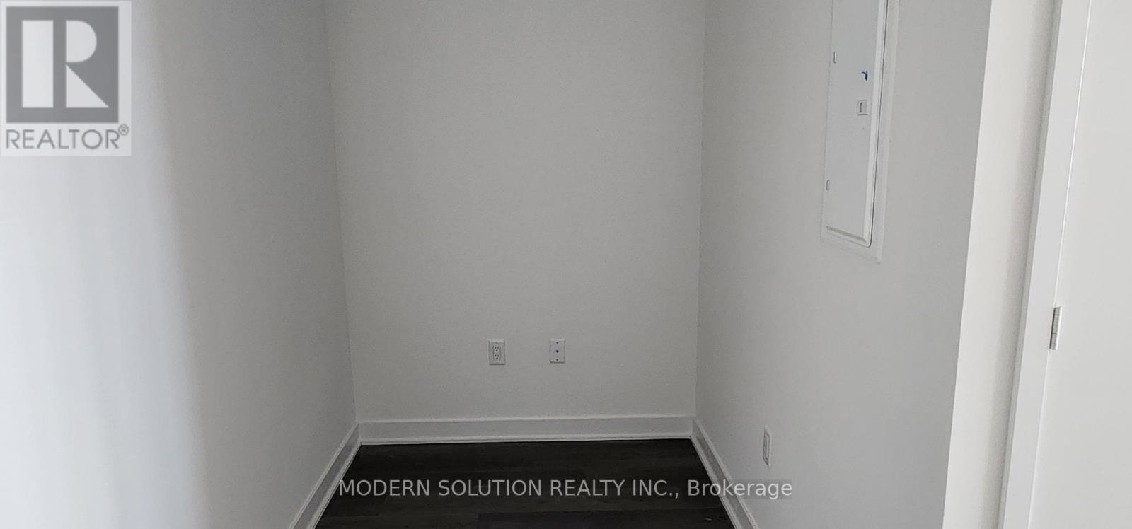 224 - 3900 Confederation Parkway, Mississauga, Ontario L5B 0M3 - Photo 4 - W13708596