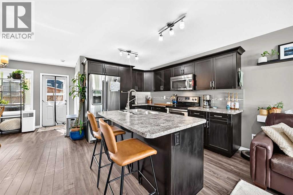 31 Crestview Boulevard, Sylvan Lake, Alberta  T4S 1K3 - Photo 6 - A2338974