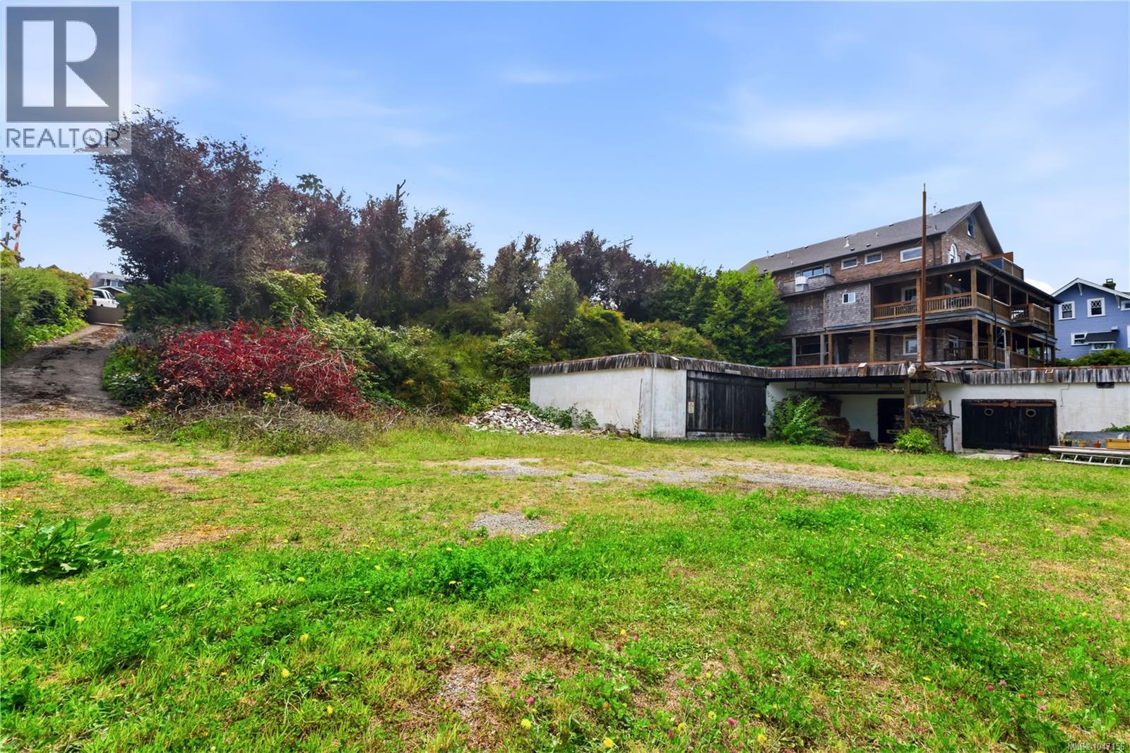 356-360 Main St, Tofino, British Columbia V0R 2Z0 - Photo 6 - 1047156