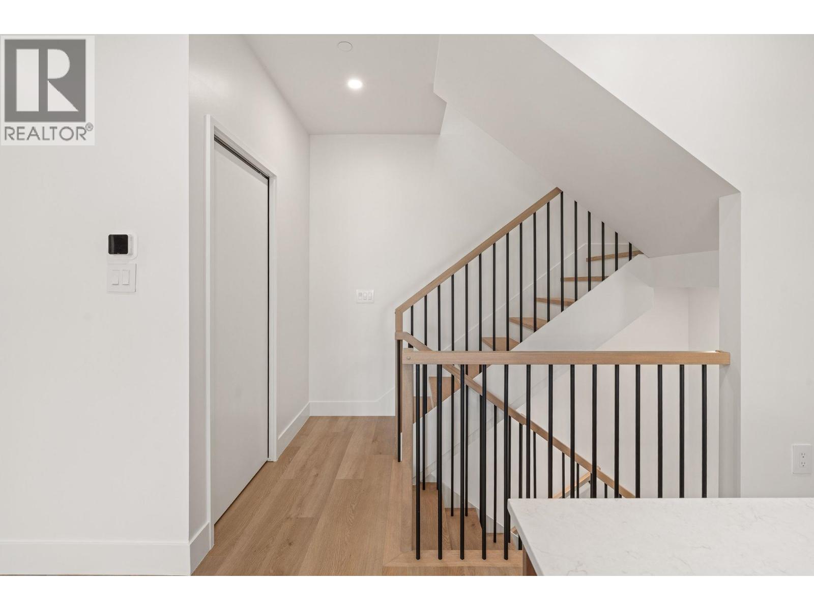 Sl 2 2333 E 54th Avenue, Vancouver, British Columbia  V5S 1X1 - Photo 15 - R3128838