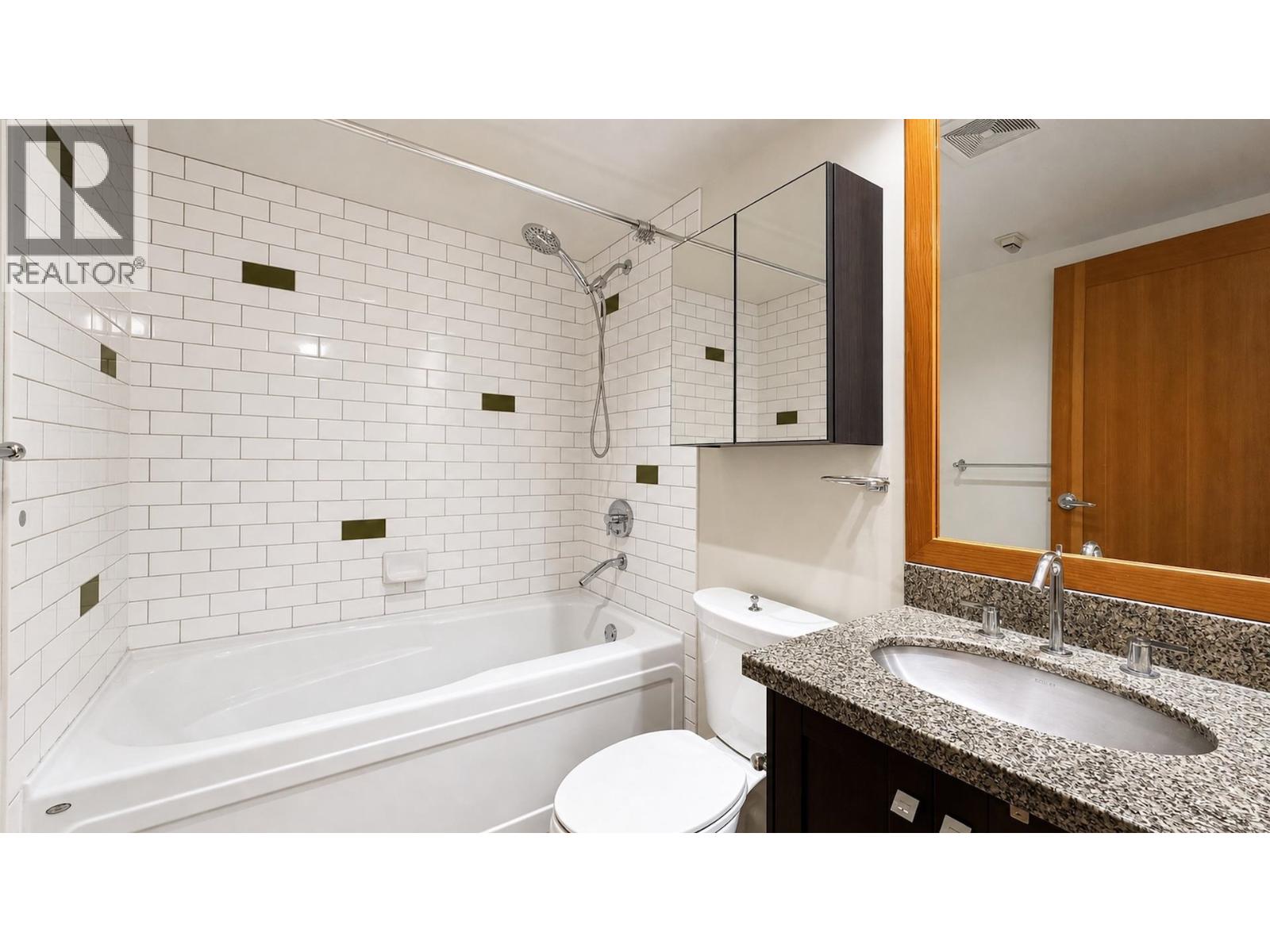 503 10 Renaissance Square, New Westminster, British Columbia  V3M 7B1 - Photo 16 - R3137433