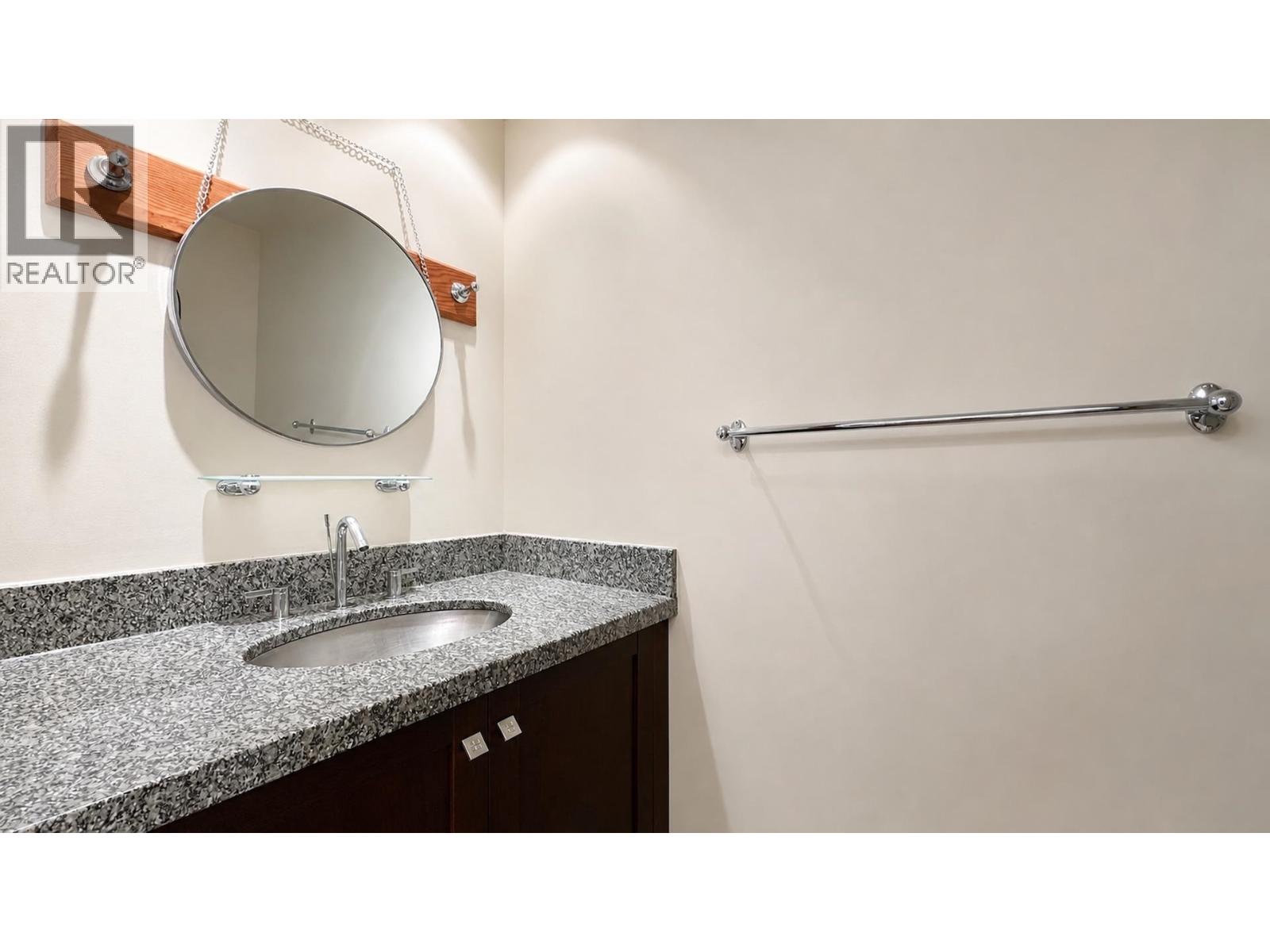 503 10 Renaissance Square, New Westminster, British Columbia  V3M 7B1 - Photo 18 - R3137433