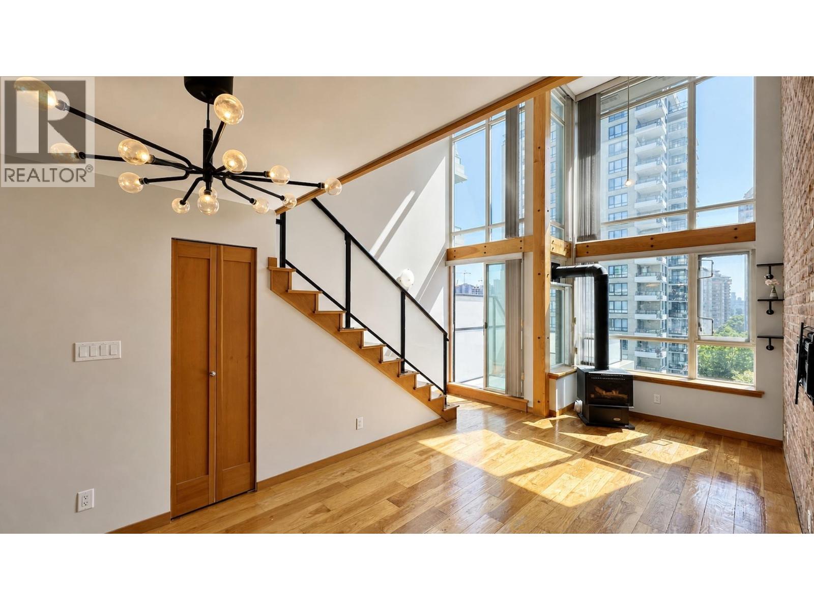 503 10 Renaissance Square, New Westminster, British Columbia  V3M 7B1 - Photo 6 - R3137433