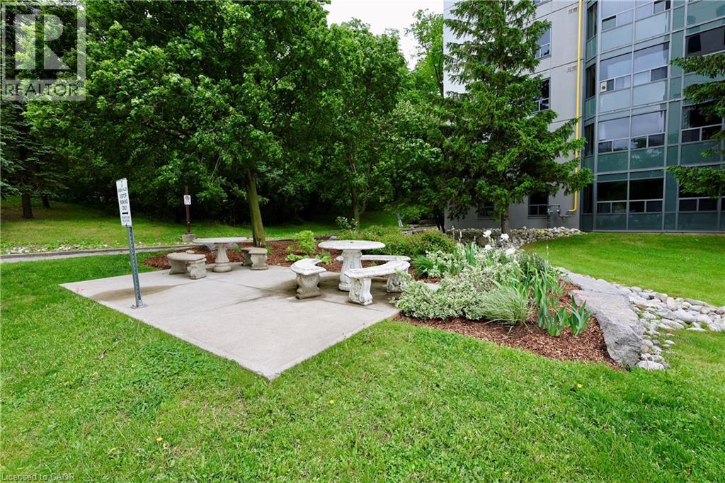 55 Green Valley Drive Unit# 404, Kitchener, Ontario  N2P 1Z6 - Photo 15 - 40832993