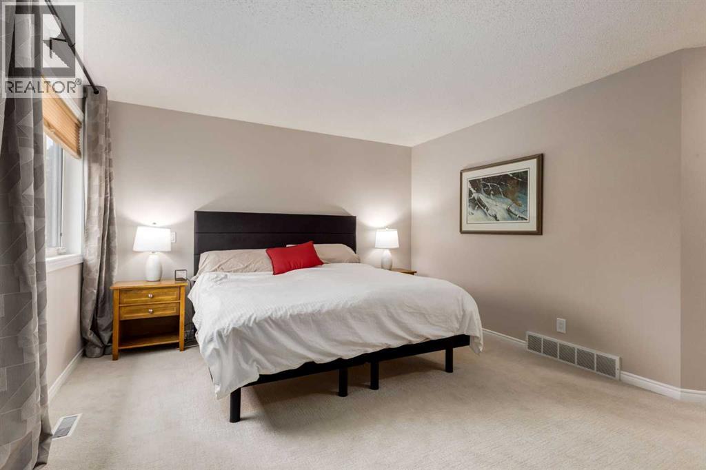 1527 Evergreen Drive SW, Calgary, Alberta  T2Y 2X7 - Photo 24 - A2337001