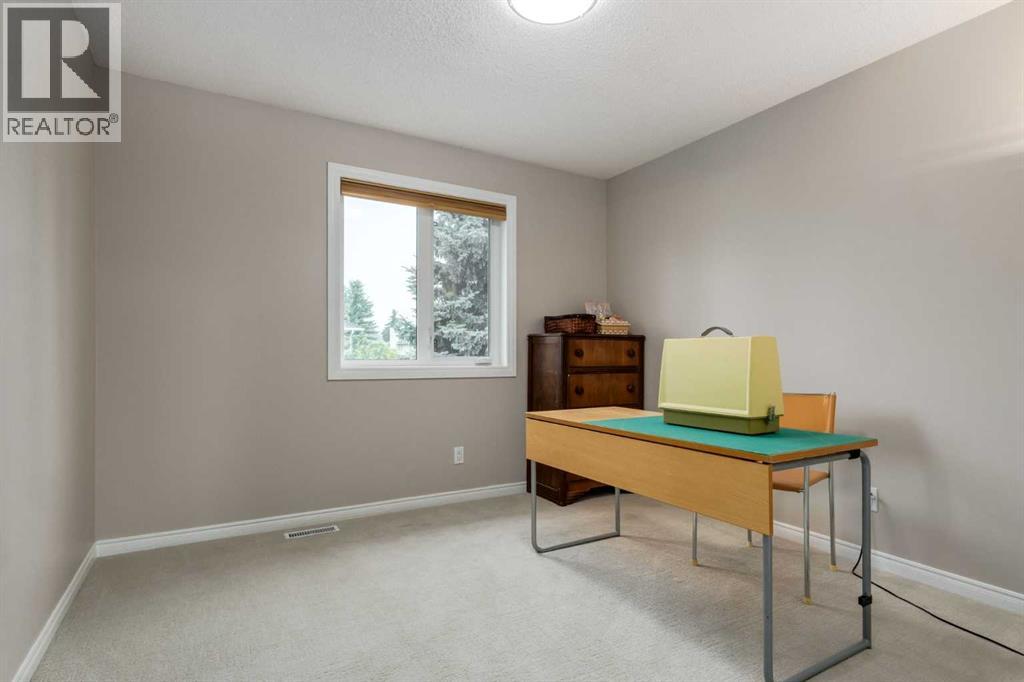 1527 Evergreen Drive SW, Calgary, Alberta  T2Y 2X7 - Photo 31 - A2337001