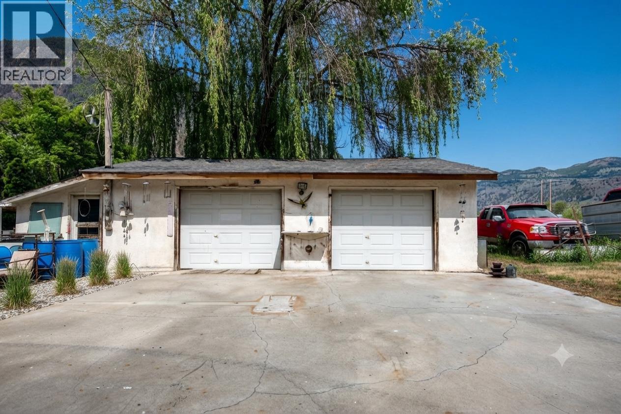 3038 10th Avenue, Keremeos, British Columbia  V0X 1N3 - Photo 20 - 10386145