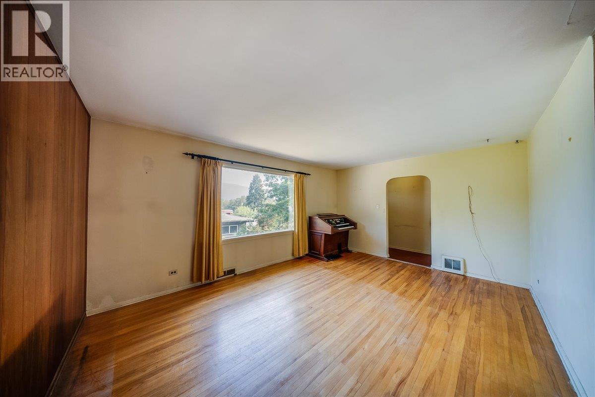 664 Forrest Drive, Warfield, British Columbia  V1R 2H6 - Photo 10 - 10398534