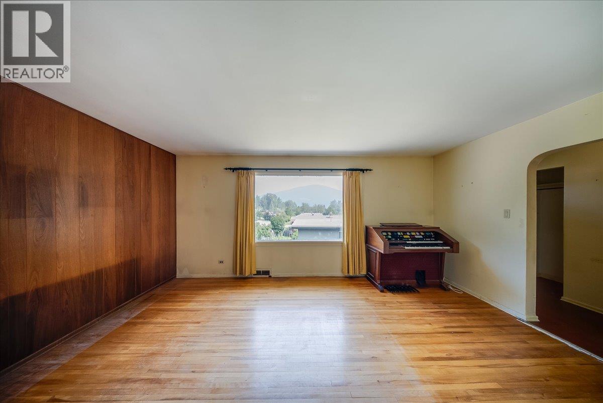 664 Forrest Drive, Warfield, British Columbia  V1R 2H6 - Photo 11 - 10398534