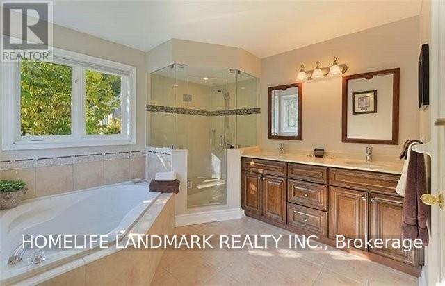 55 Laurentian Boulevard, Vaughan, Ontario  L6A 2V8 - Photo 11 - N13705476