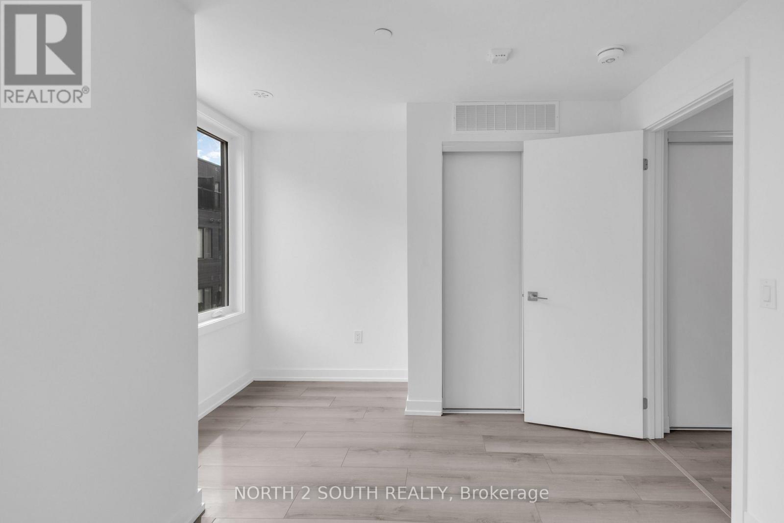 27 - 3079 Pharmacy Avenue, Toronto, Ontario  M1W 2H1 - Photo 15 - E13708670