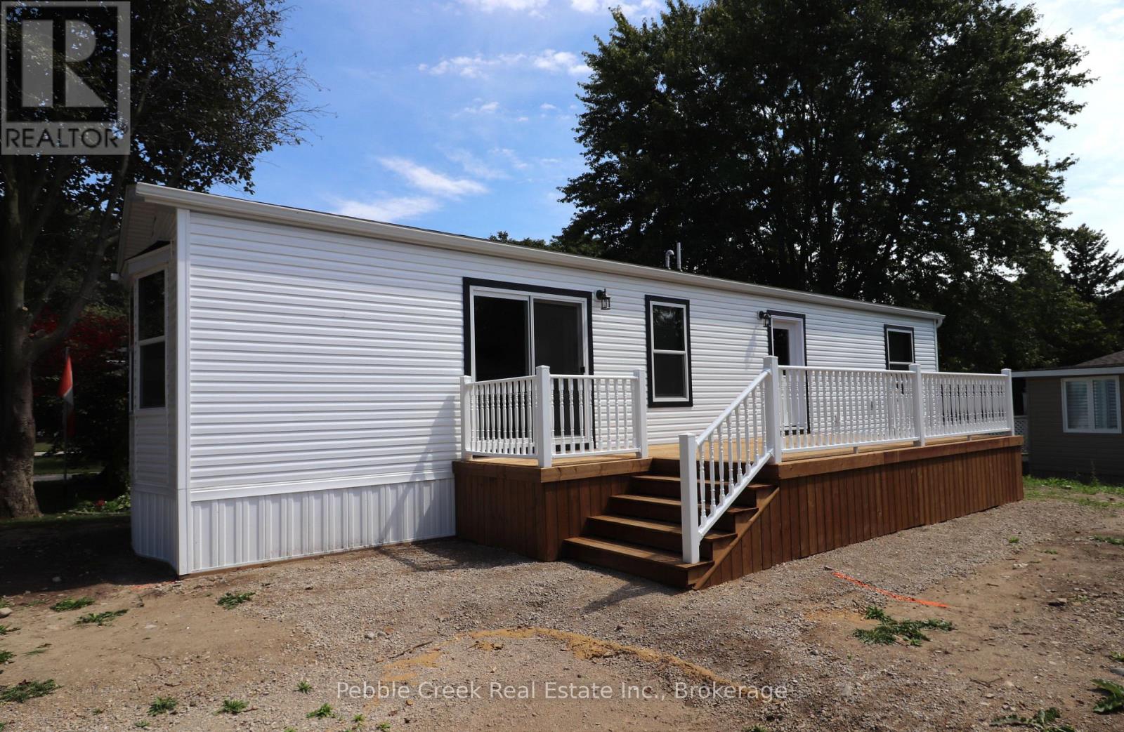 17 Sutton Drive, Ashfield-Colborne-Wawanosh, Ontario  N7A 3Y3 - Photo 2 - X13708650