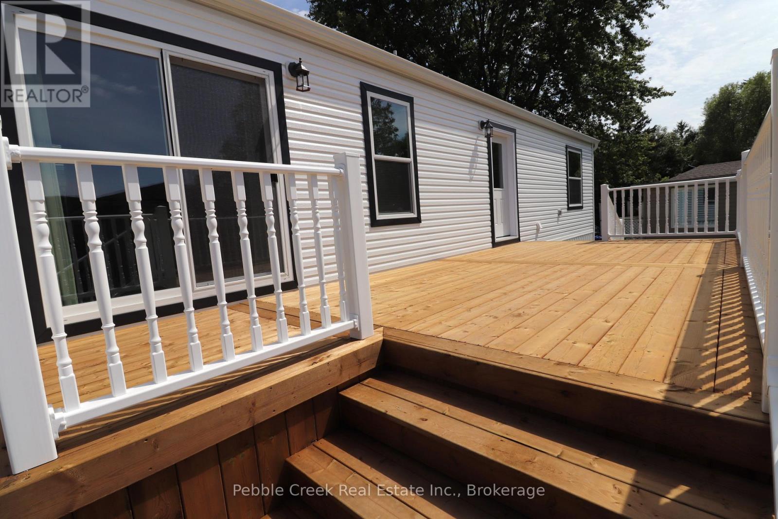 17 Sutton Drive, Ashfield-Colborne-Wawanosh, Ontario  N7A 3Y3 - Photo 3 - X13708650