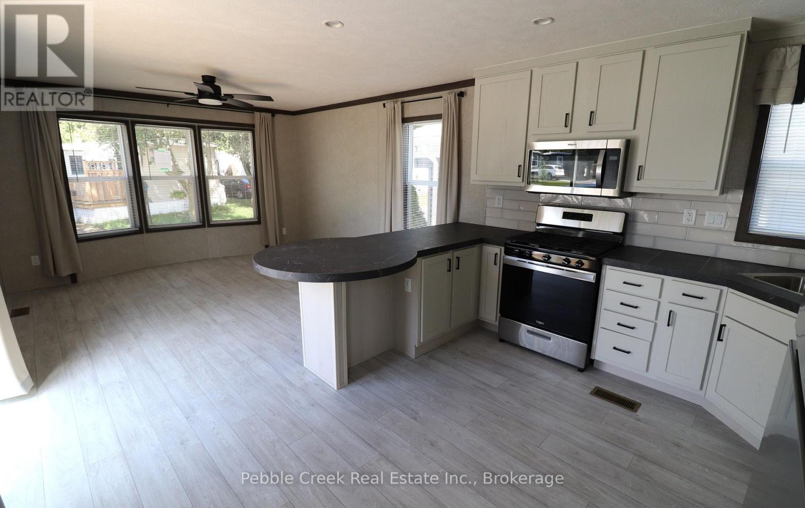 17 Sutton Drive, Ashfield-Colborne-Wawanosh, Ontario  N7A 3Y3 - Photo 8 - X13708650