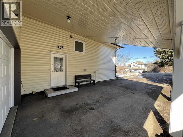 262 5th Avenue, Burns Lake, British Columbia  V0J 1E0 - Photo 10 - R3156278