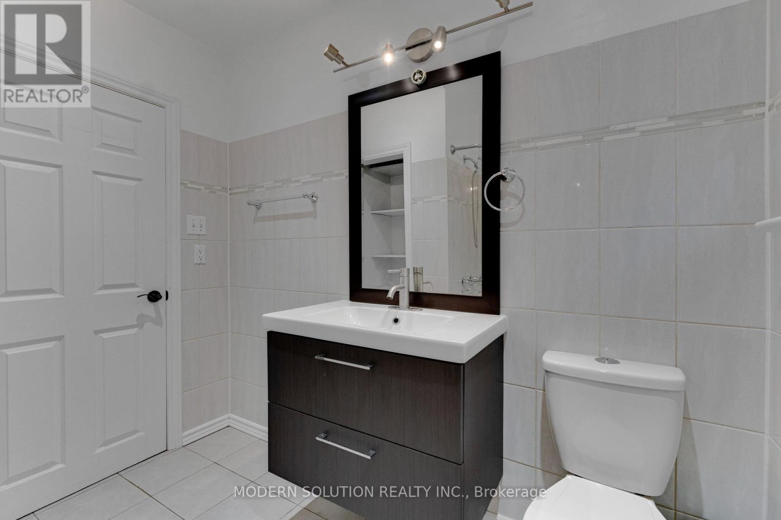 2 Caswell Drive, Toronto, Ontario  M2M 3L9 - Photo 16 - C13708606