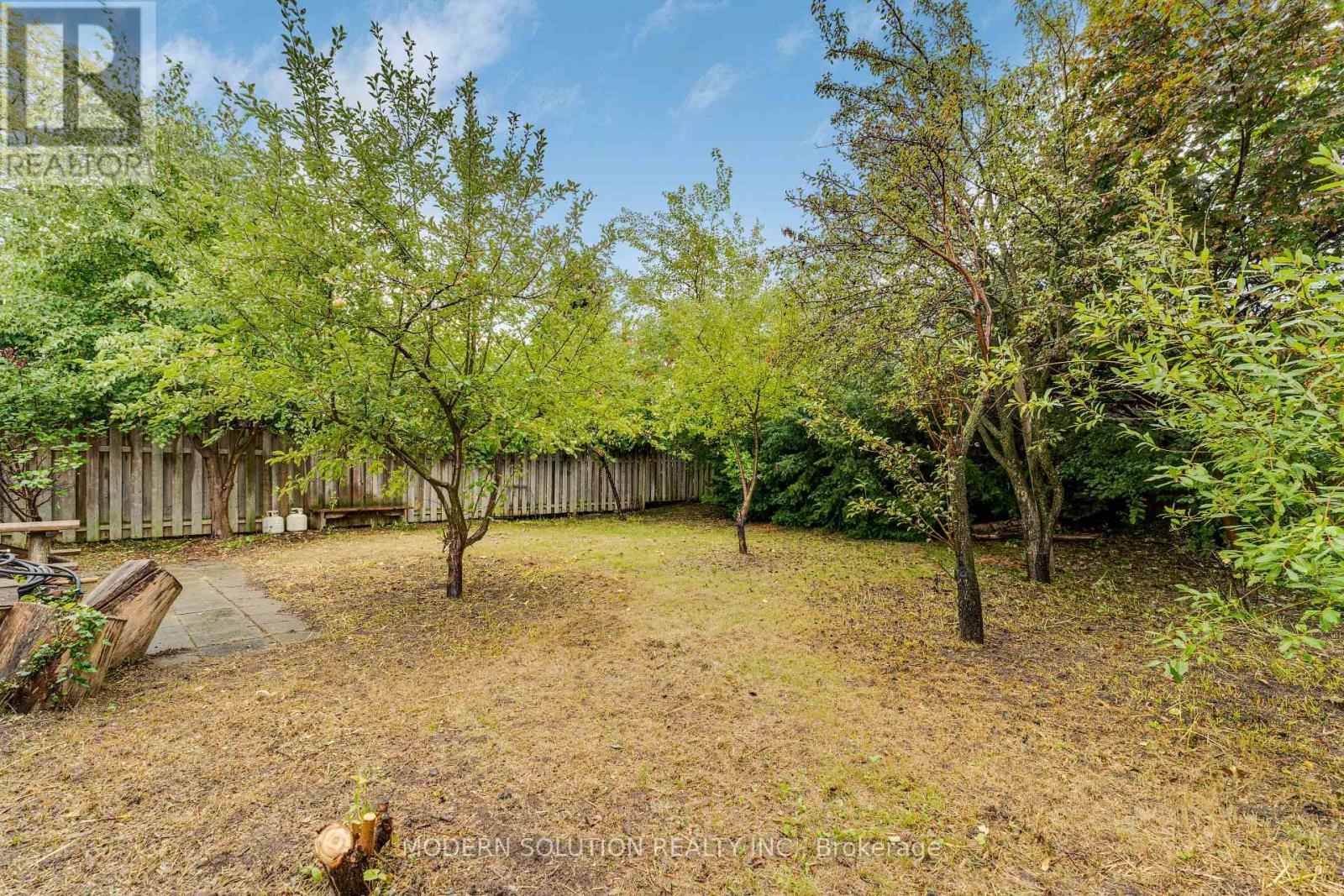 2 Caswell Drive, Toronto, Ontario  M2M 3L9 - Photo 32 - C13708606