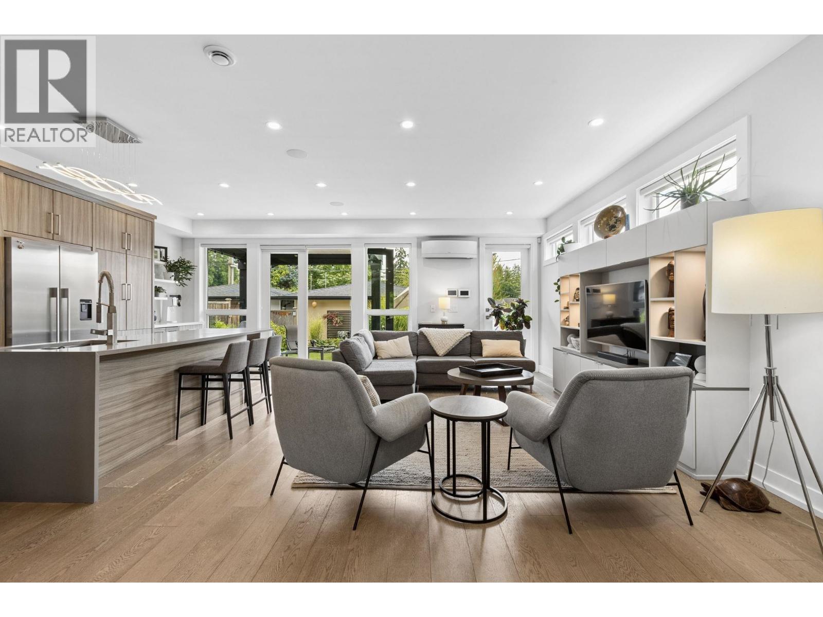351 W 21st Street, North Vancouver, British Columbia V7M 1Z6 - Photo 11 - R3157703