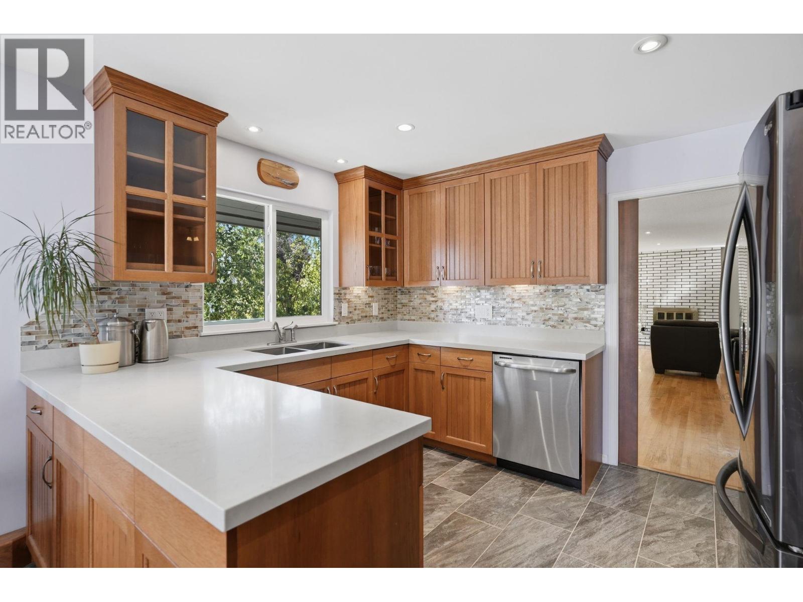 210 W Murphy Drive, Delta, British Columbia  V4M 3N9 - Photo 6 - R3158406