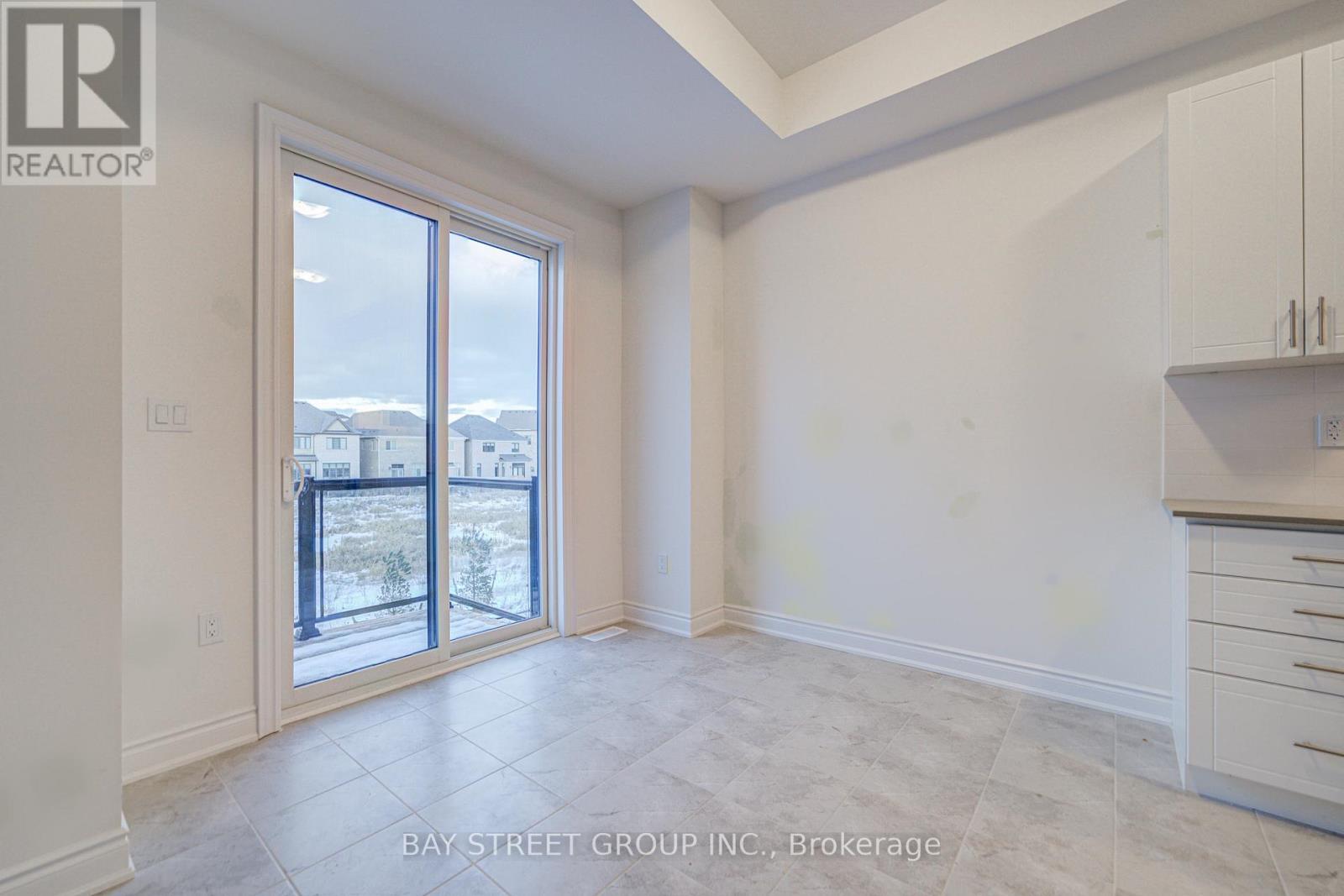 3111 Perkins Way, Oakville, Ontario  L6H 7G1 - Photo 13 - W13708652