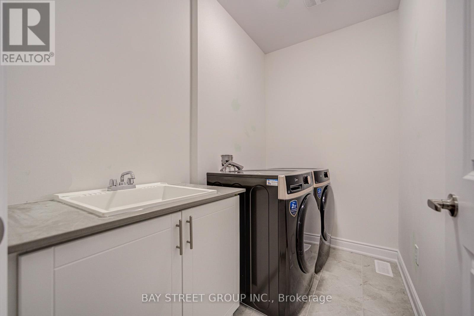 3111 Perkins Way, Oakville, Ontario  L6H 7G1 - Photo 28 - W13708652
