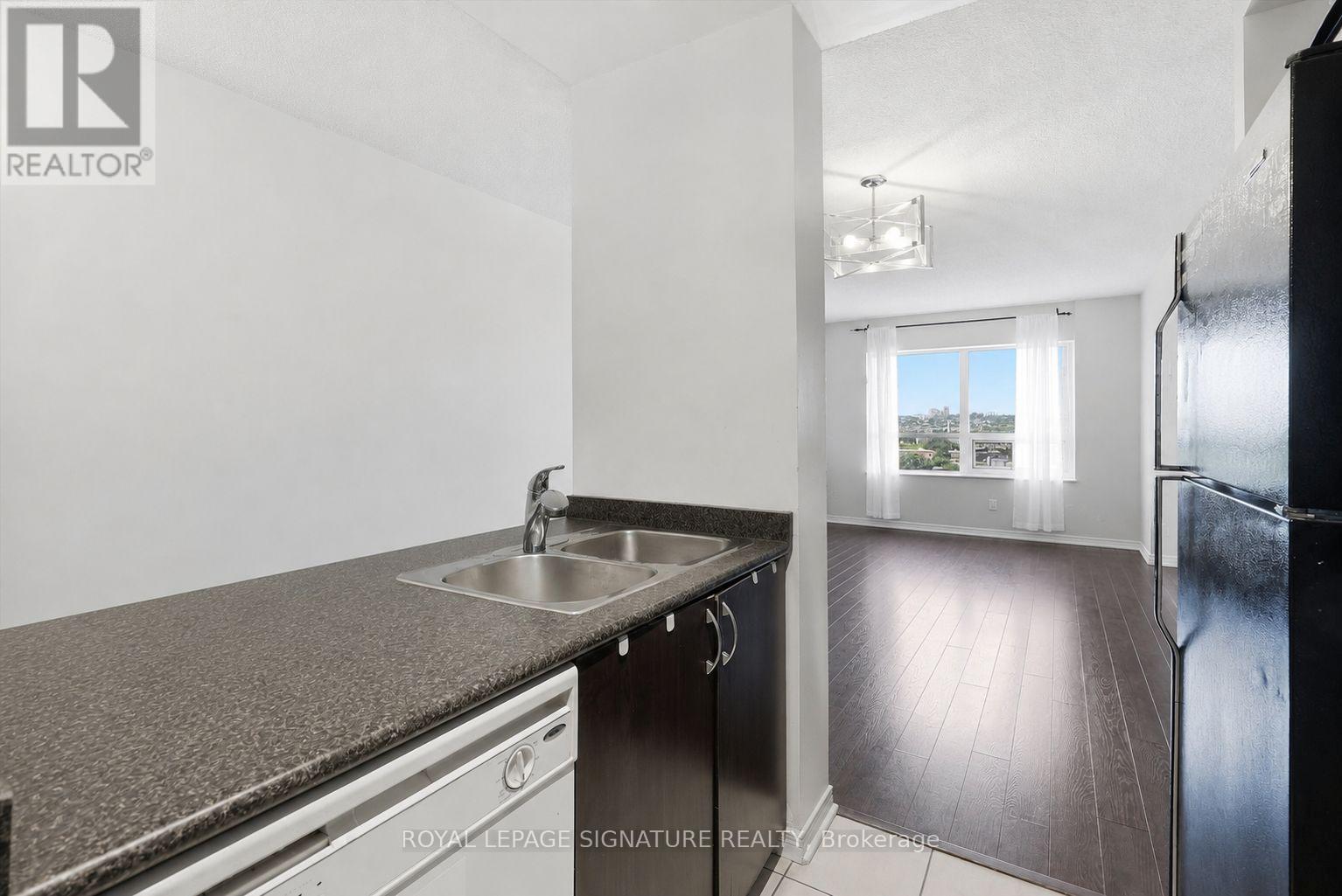 1319 - 60 Heintzman Street, Toronto, Ontario  M6P 5A1 - Photo 15 - W13708666