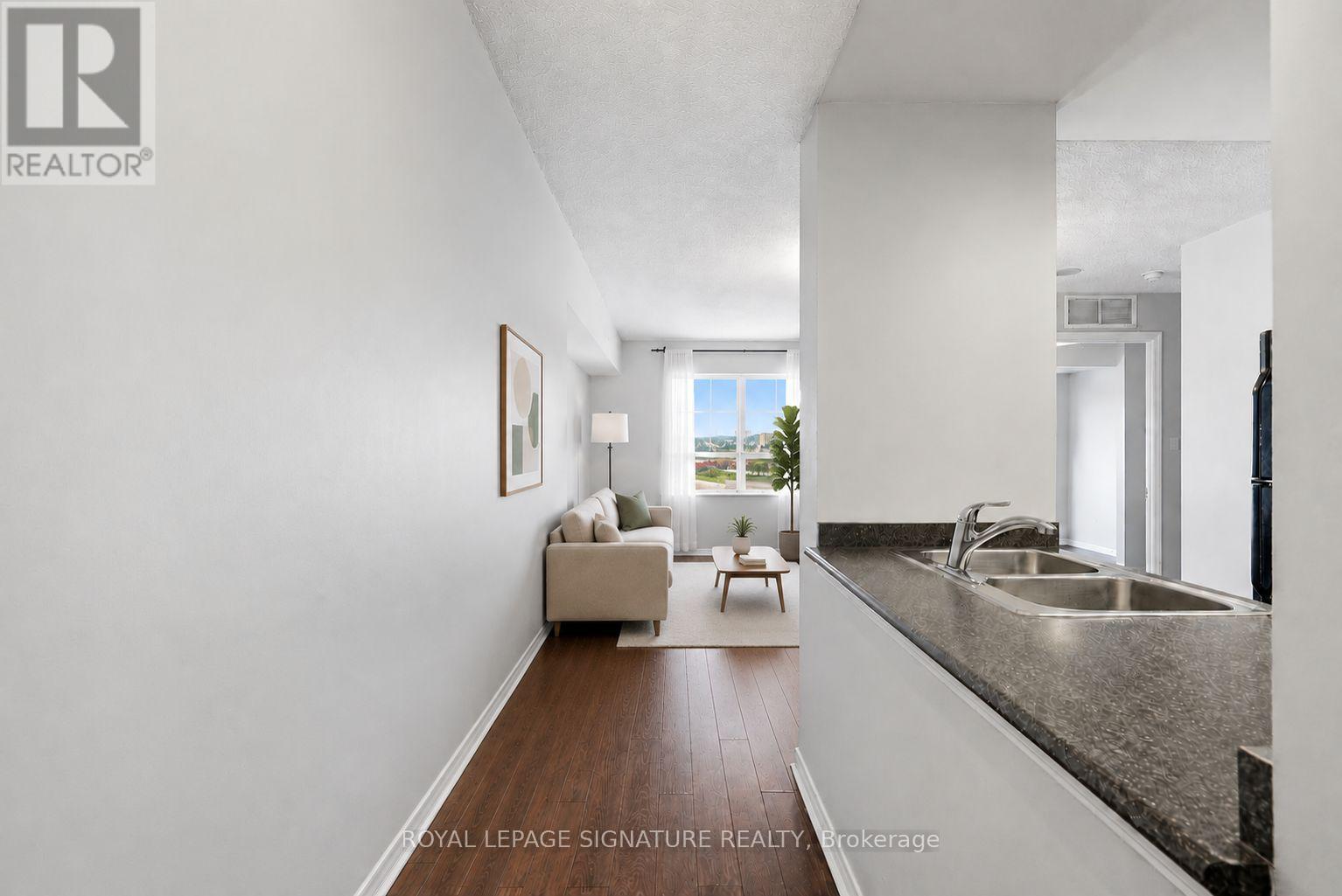 1319 - 60 Heintzman Street, Toronto, Ontario  M6P 5A1 - Photo 3 - W13708666