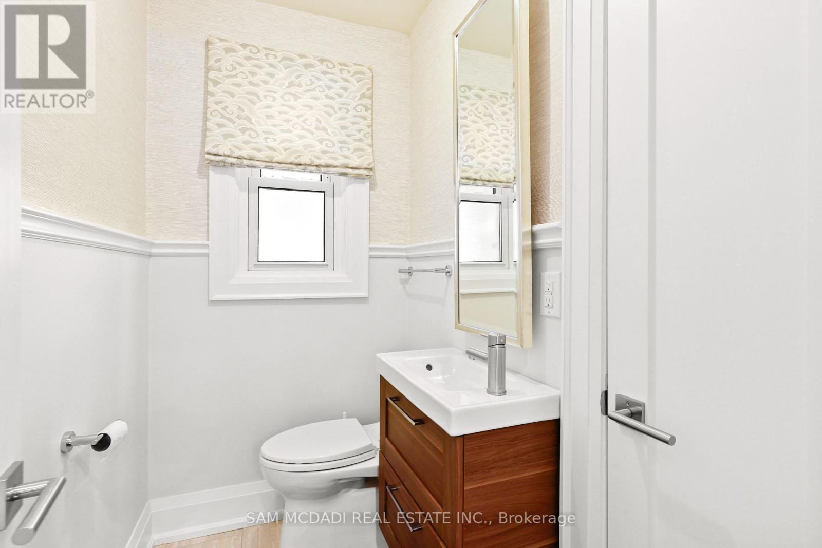 1613 Wembury Road, Mississauga, Ontario  L5J 2L8 - Photo 20 - W13708668