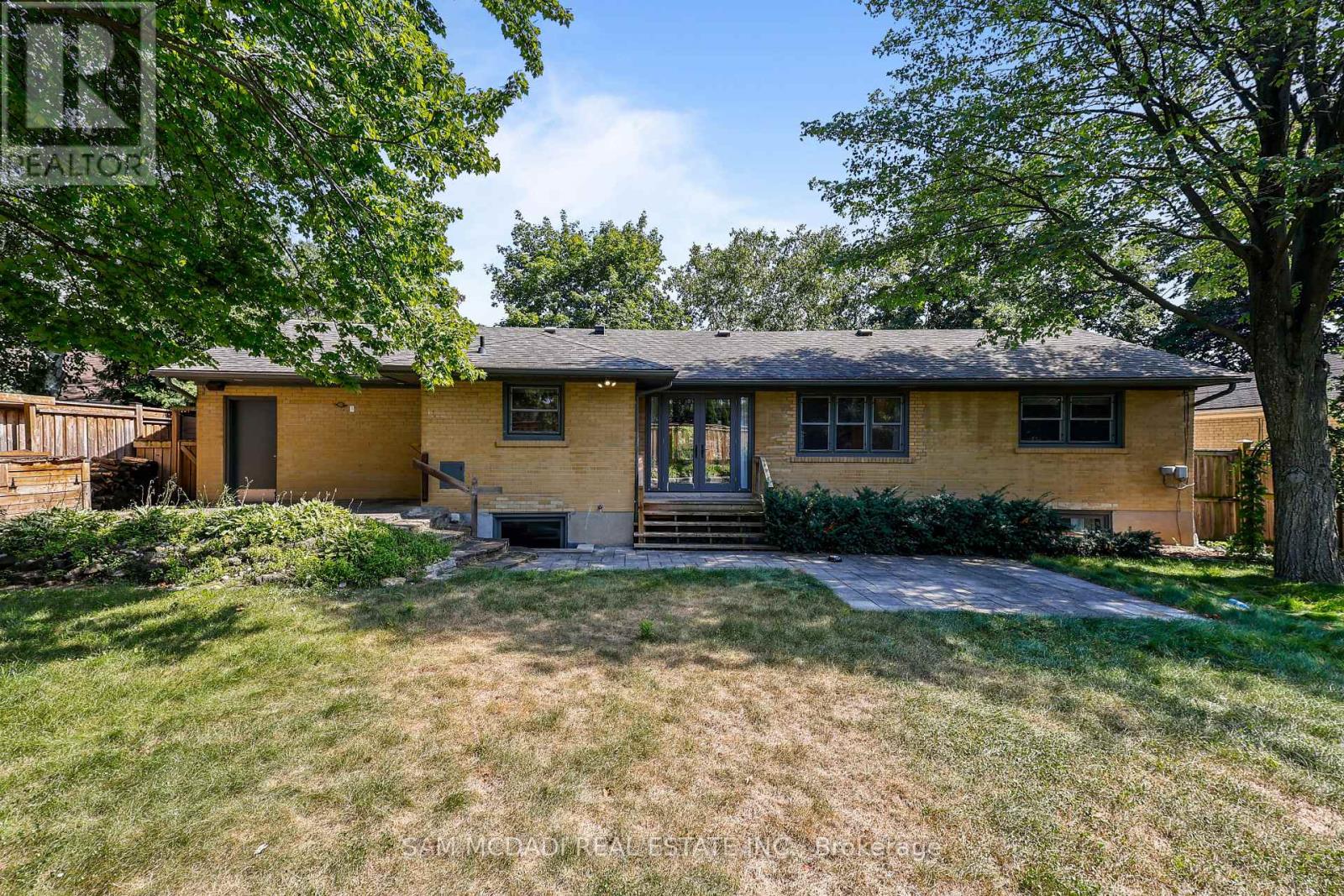 1613 Wembury Road, Mississauga, Ontario  L5J 2L8 - Photo 27 - W13708668