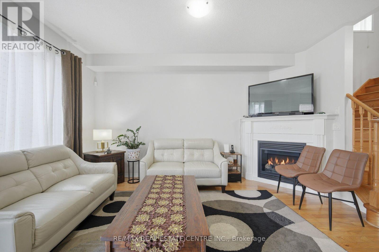 5 Delambray Street W, Brampton, Ontario  L6R 3R9 - Photo 10 - W13708682
