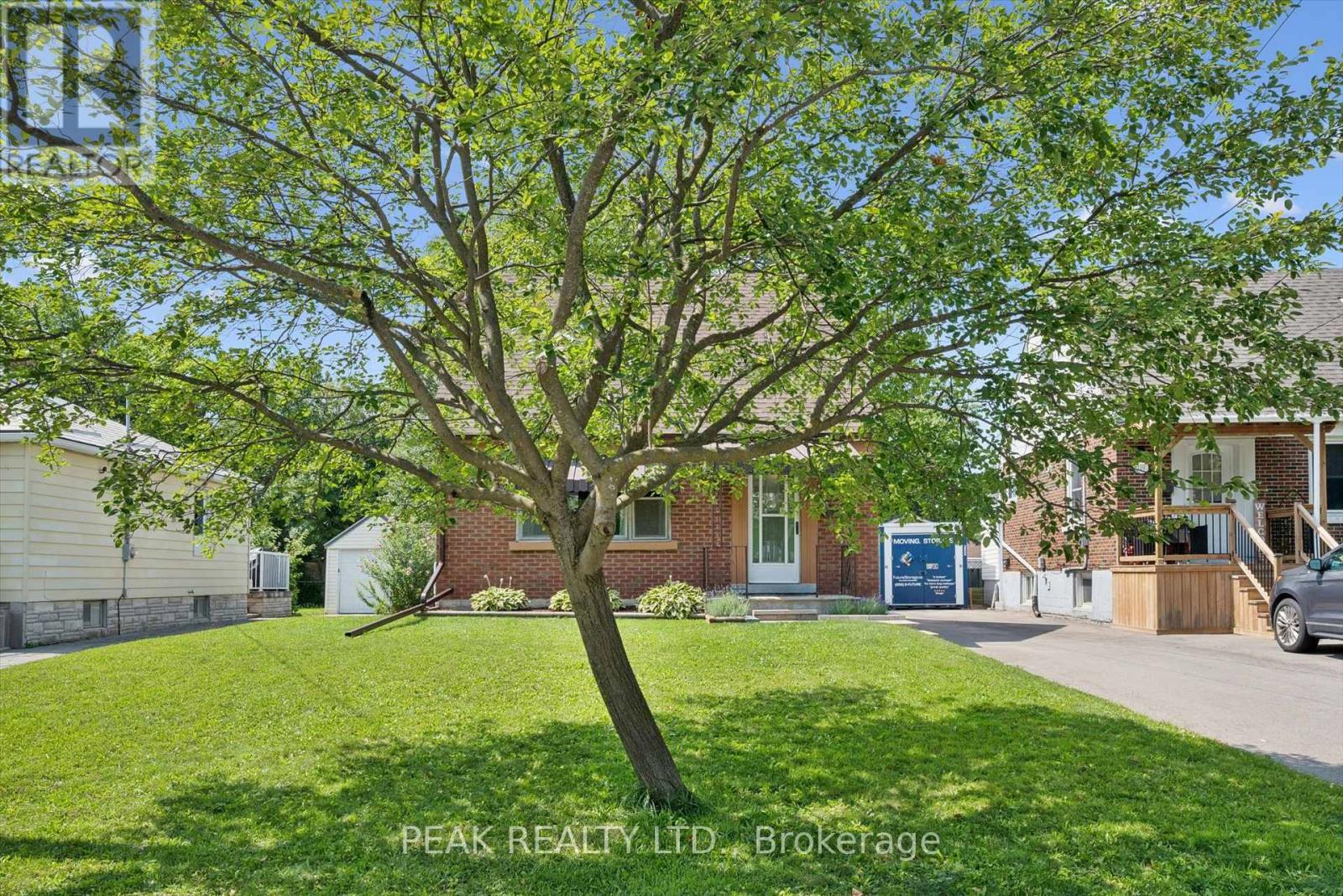 114 Lorne Crescent, Kitchener, Ontario  N2M 3Y5 - Photo 3 - X13708648
