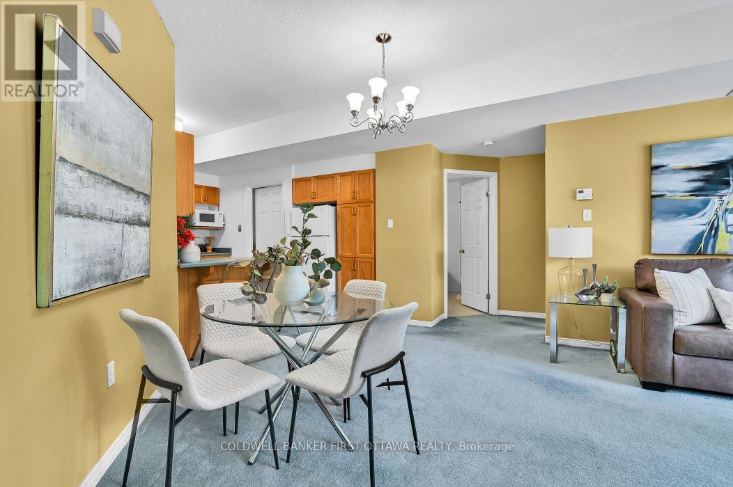 99 Robson Court, Ottawa, Ontario  K2K 2W1 - Photo 3 - X13554100