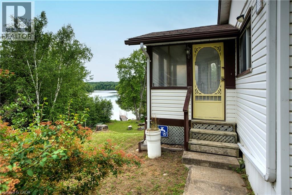 1180 Guigue Road, Sharbot Lake, Ontario  K0H 2P0 - Photo 4 - 40855179