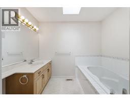 650 Lexington Drive Unit# 212, Kelowna, British Columbia  V1W 3B6 - Photo 24 - 10397182
