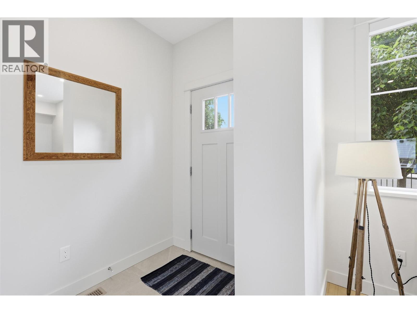 1393 9th Avenue Unit# 109, Kamloops, British Columbia  V2C 3X6 - Photo 3 - 10387221