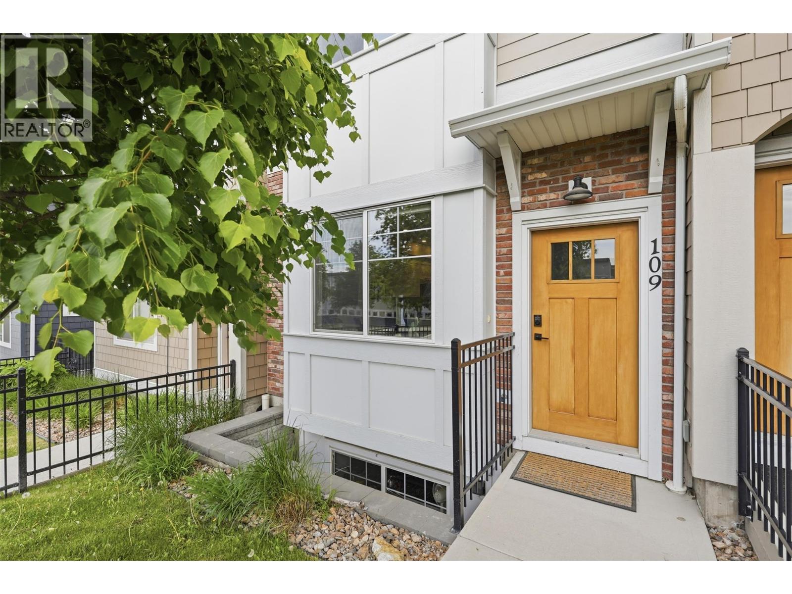 1393 9th Avenue Unit# 109, Kamloops, British Columbia  V2C 3X6 - Photo 2 - 10387221