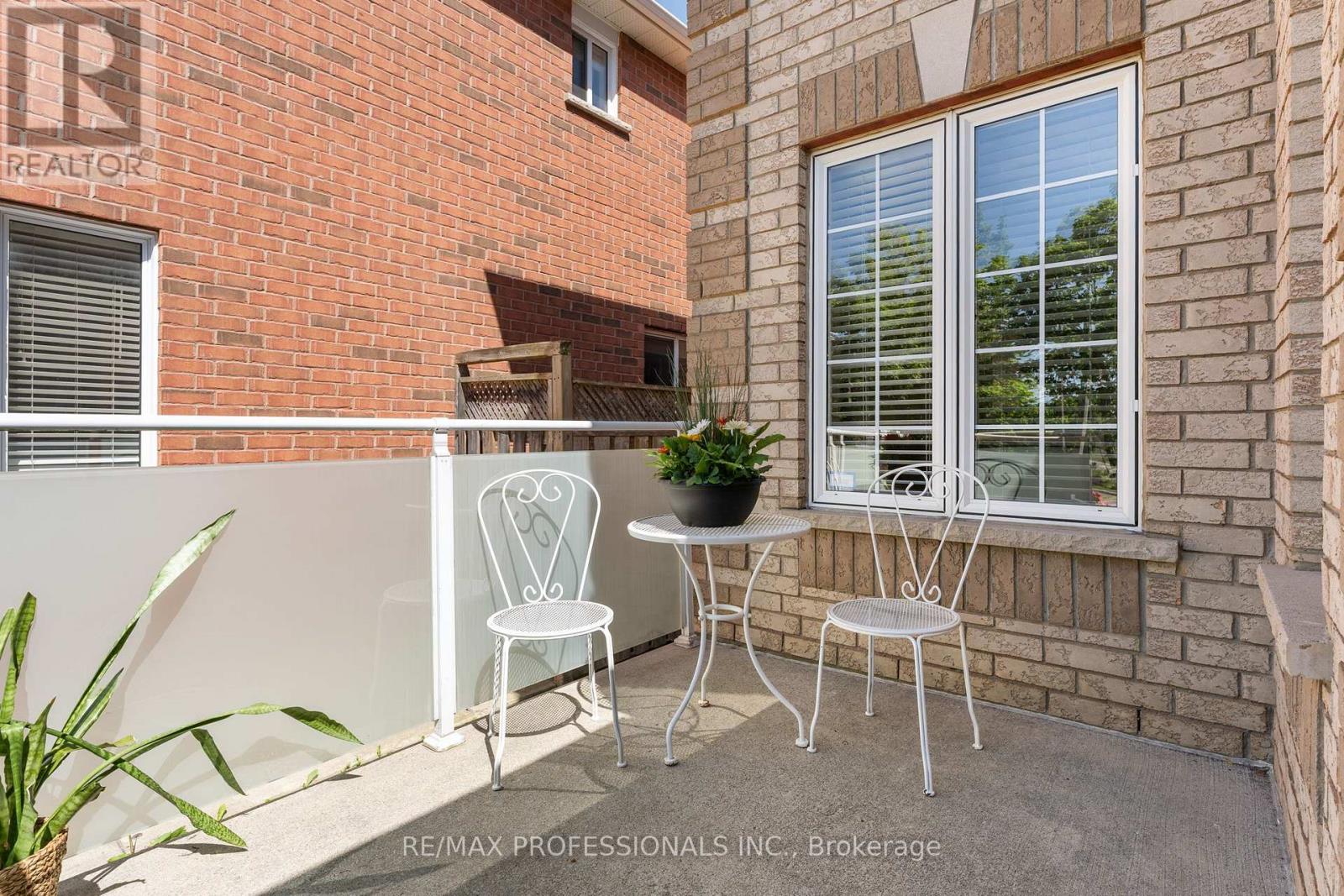 15 Tarquini Crescent, Caledon, Ontario  L7E 2V8 - Photo 4 - W13708700