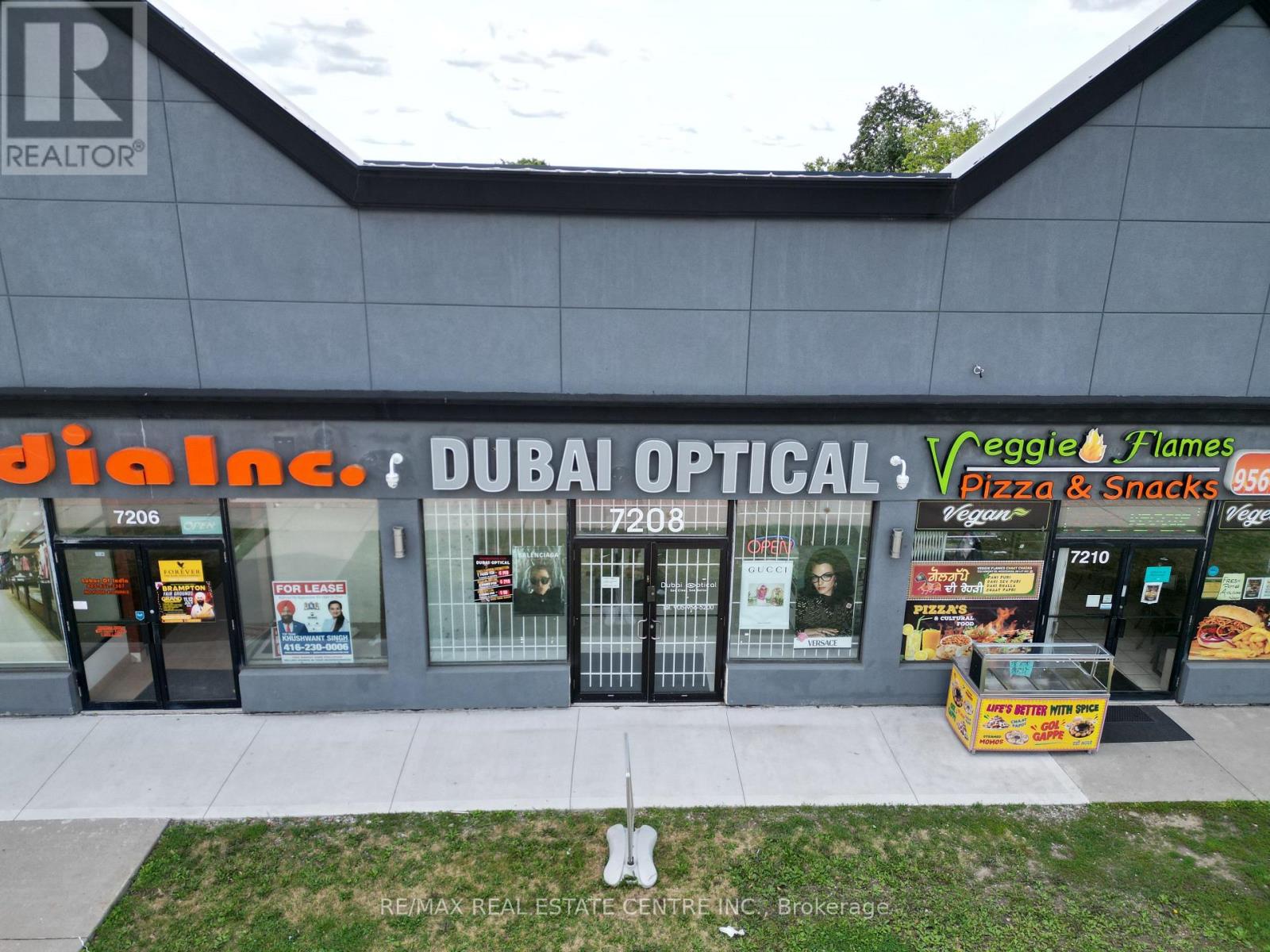 7208 Airport Road, Mississauga, Ontario  L4T 1E9 - Photo 2 - W13708722