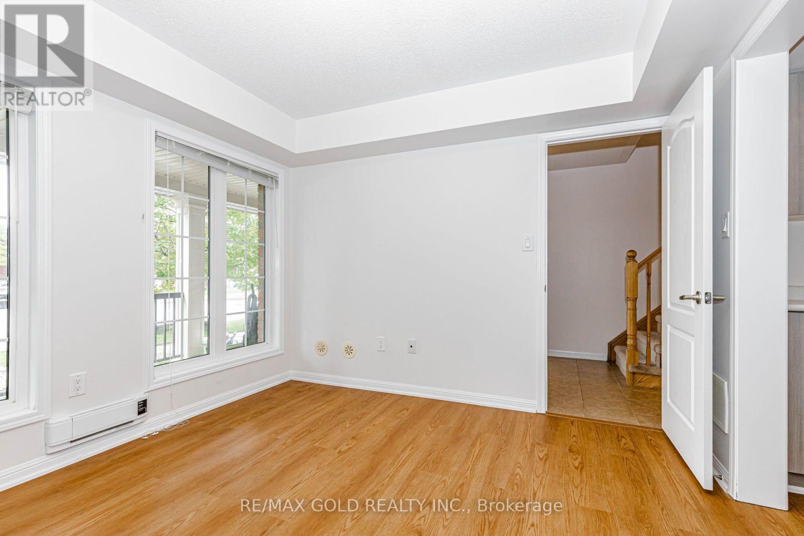 2486 William Jackson Drive, Pickering, Ontario  L1V 2P9 - Photo 10 - E13707192