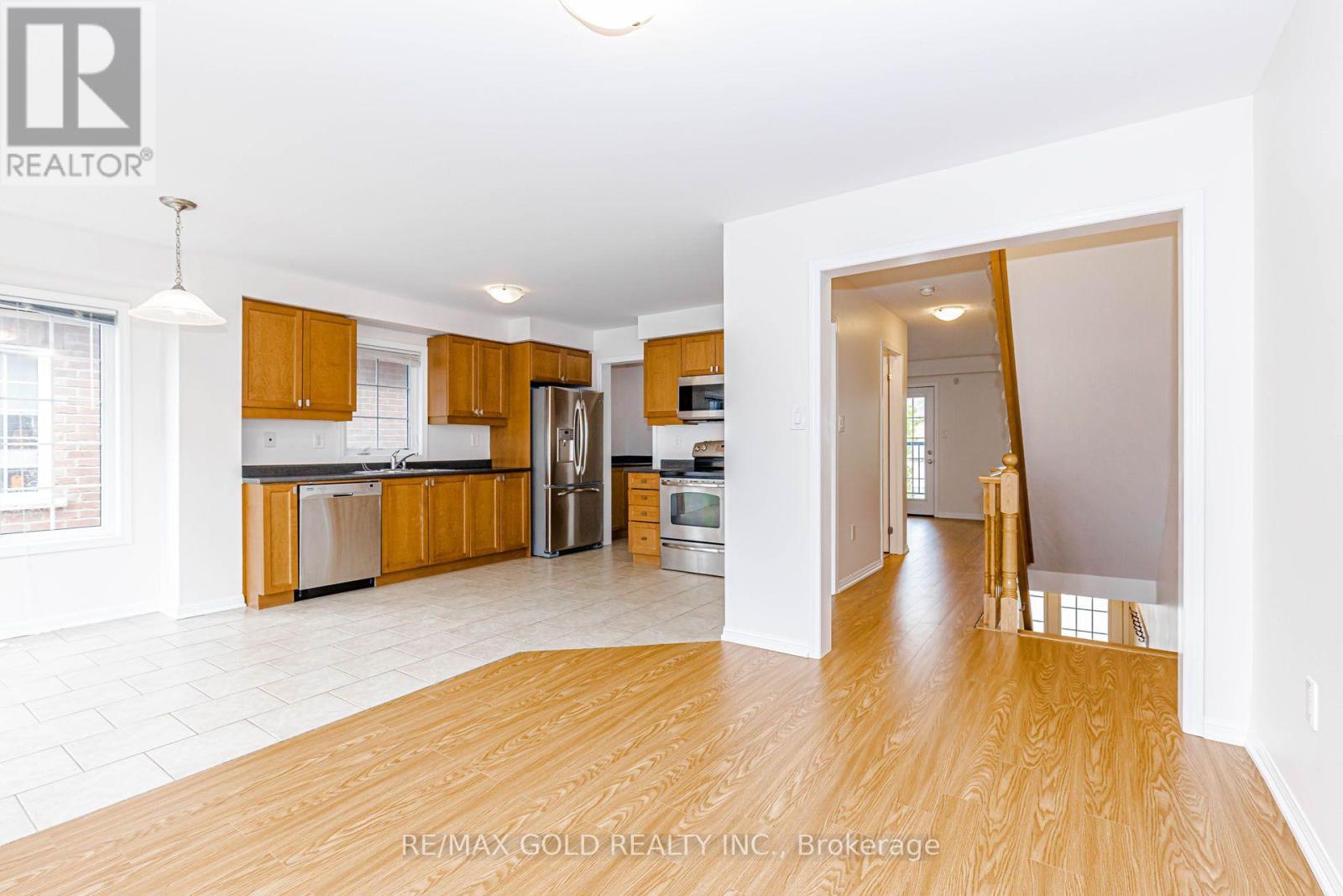 2486 William Jackson Drive, Pickering, Ontario  L1V 2P9 - Photo 22 - E13707192