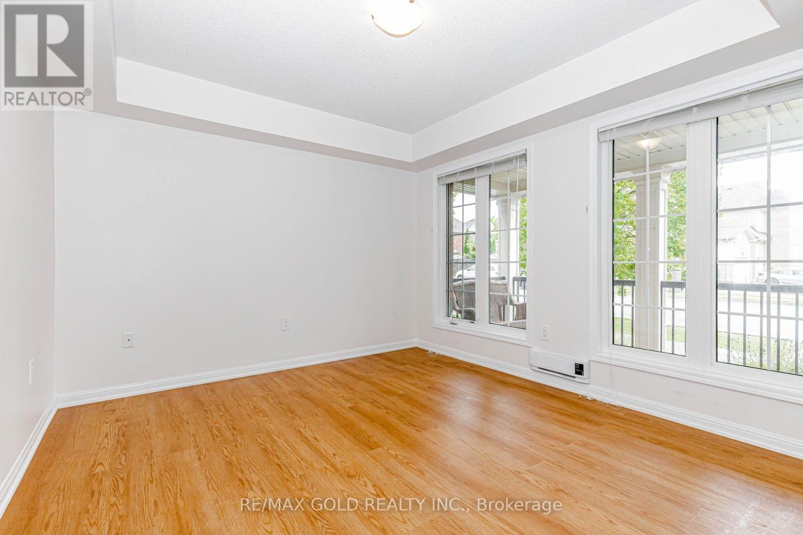 2486 William Jackson Drive, Pickering, Ontario  L1V 2P9 - Photo 7 - E13707192