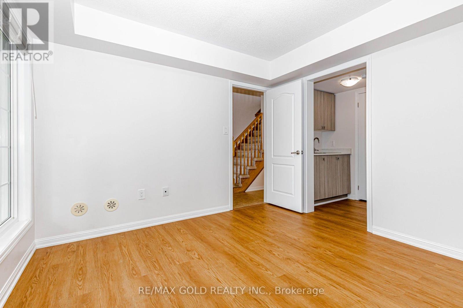 2486 William Jackson Drive, Pickering, Ontario  L1V 2P9 - Photo 9 - E13707192
