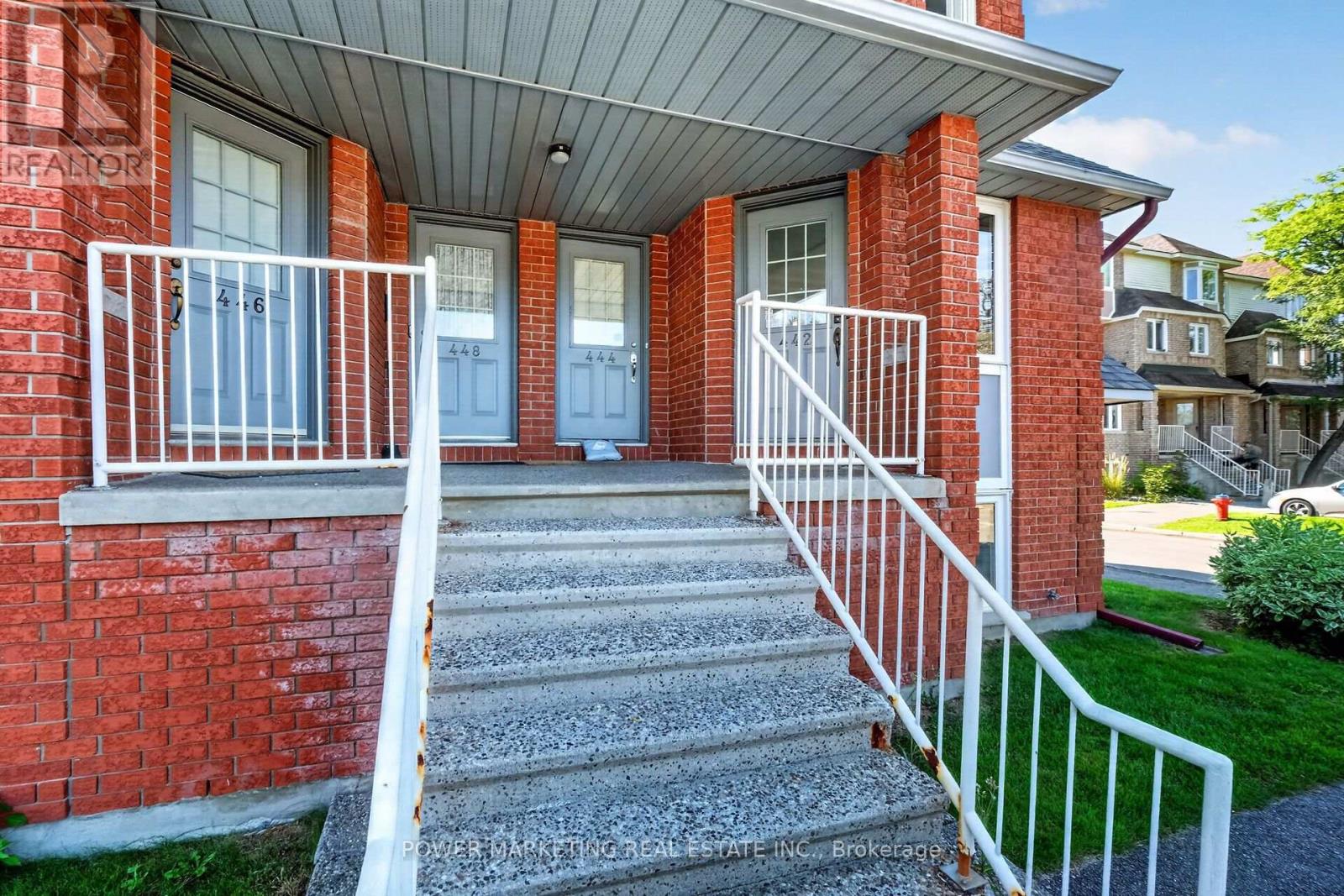 442 Briston Private, Ottawa, Ontario K1G 5R4 - Photo 5 - X13698558