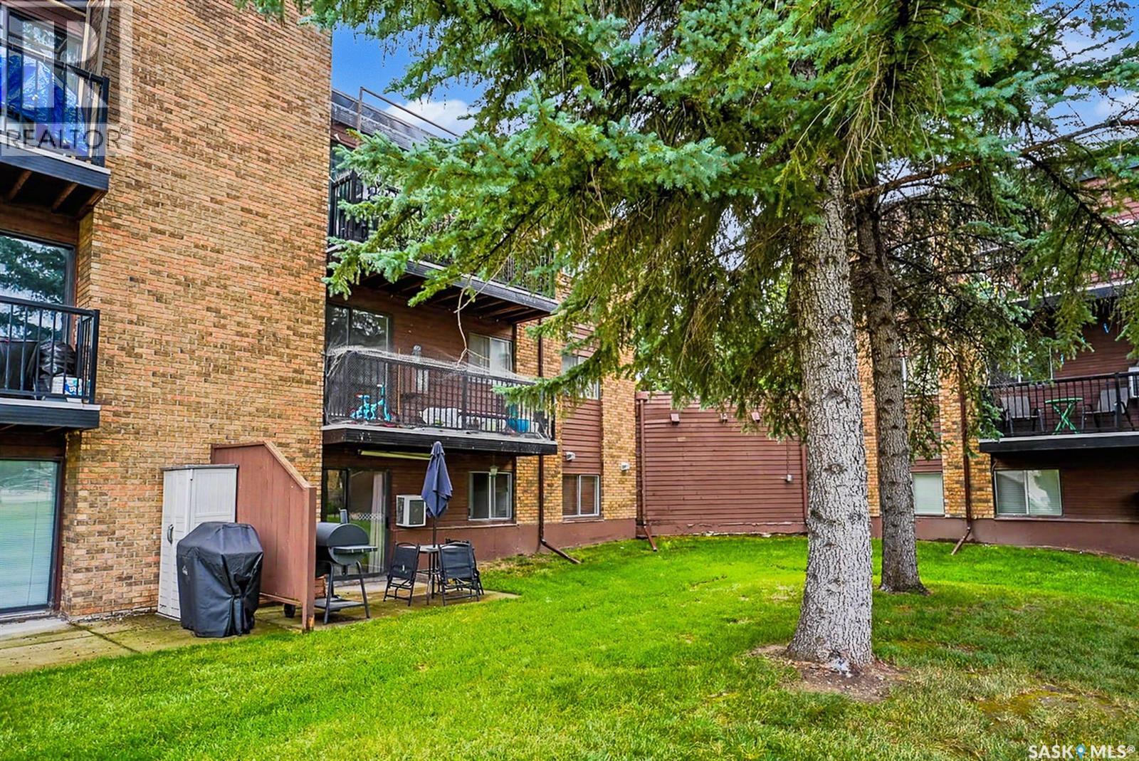 108 802b Kingsmere Boulevard, Saskatoon, Saskatchewan  S7J 4B7 - Photo 2 - SK046524