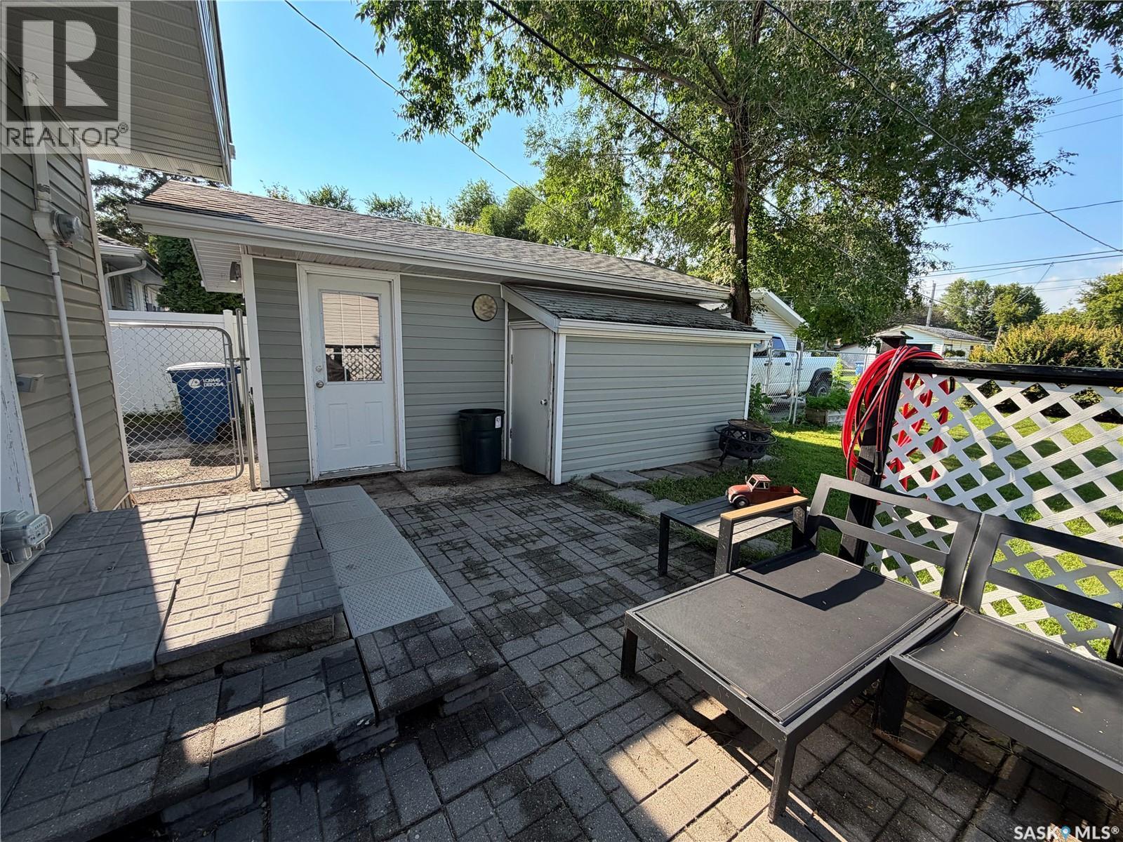 1103 Windover Avenue, Moosomin, Saskatchewan  S0G 3N0 - Photo 3 - SK046495