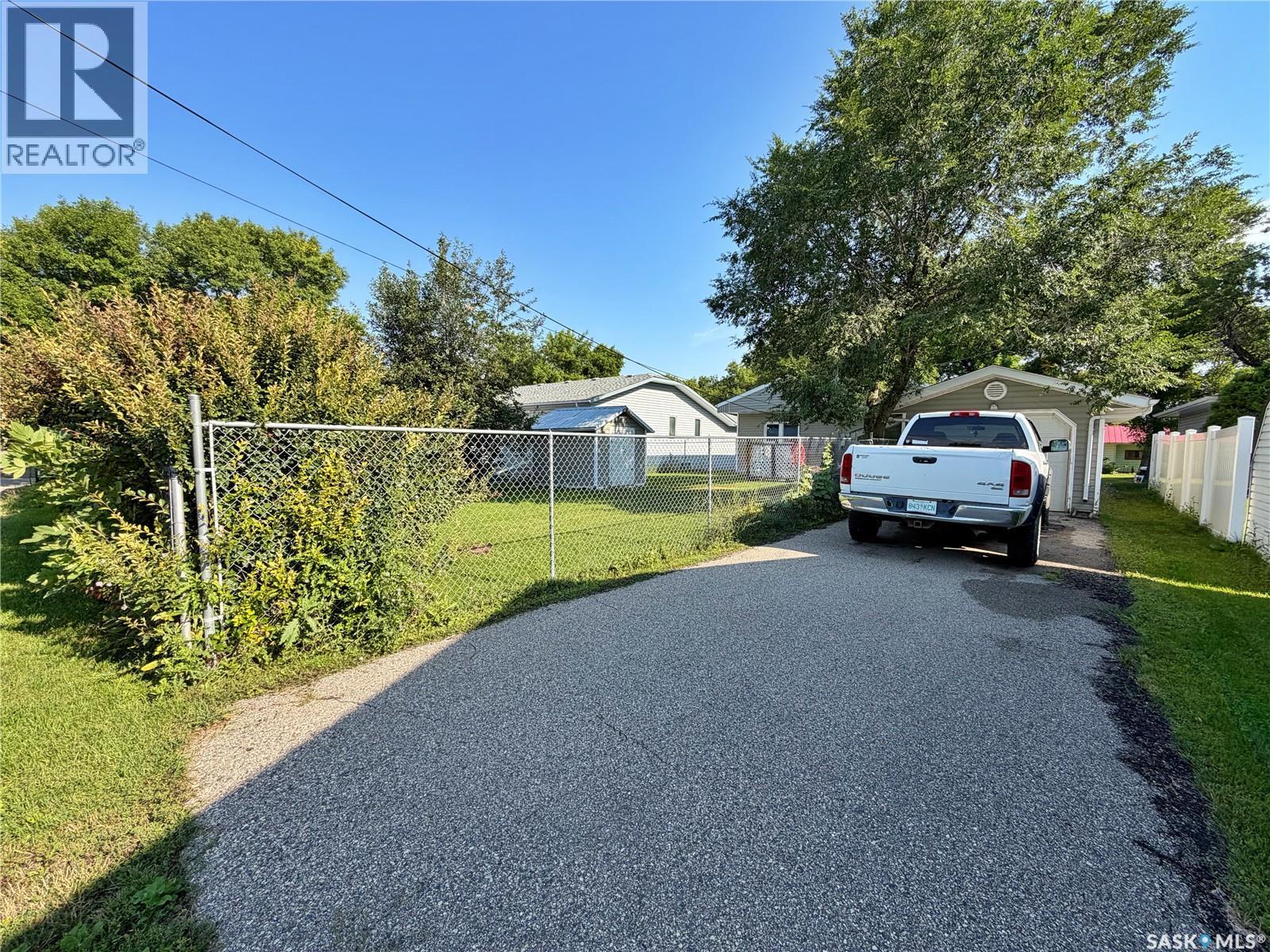 1103 Windover Avenue, Moosomin, Saskatchewan  S0G 3N0 - Photo 30 - SK046495