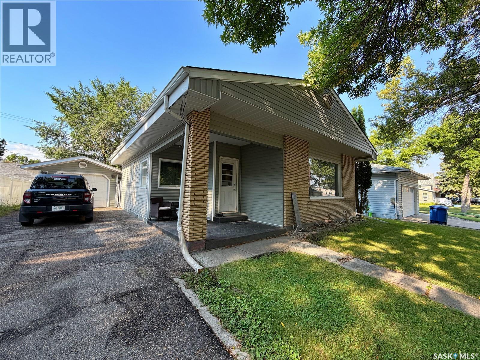 1103 Windover Avenue, Moosomin, Saskatchewan  S0G 3N0 - Photo 38 - SK046495
